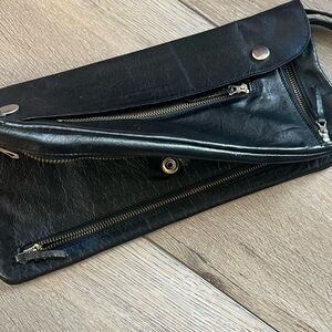 Vintage Columbia soft natural leather clutch